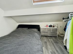 Photo 6- click for photo gallery